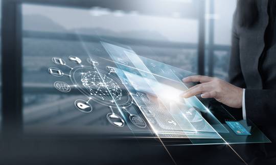 Tablet mit virtuellen Grafiken | © Zellweger Management Consultants AG