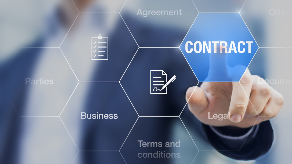 Procurement | © Zellweger Management Consultants AG Kaufentscheidung eines Businessmann | © Zellweger Management Consultants AG